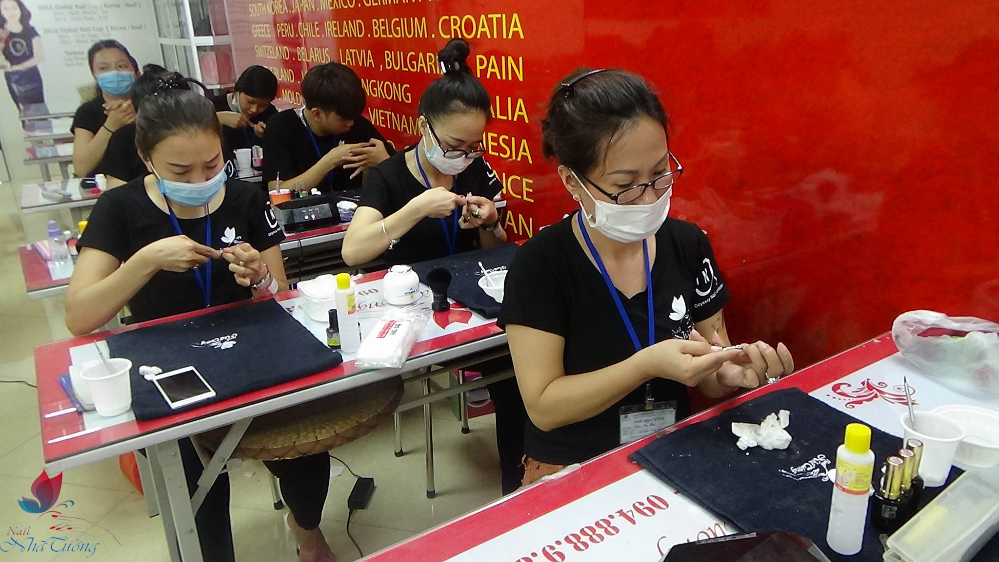 Học nail để đi nước ngoài làm việc !!!! Học nail để đi nước ngoài làm việc !!!!