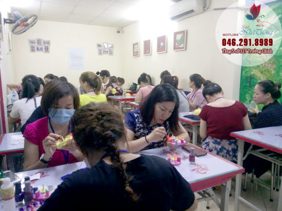 Dạy nail cấp tốc , khóa dạy nail chuyên nghiệp ở Hà Nội Dạy nail cấp tốc , khóa dạy nail chuyên nghiệp ở Hà Nội