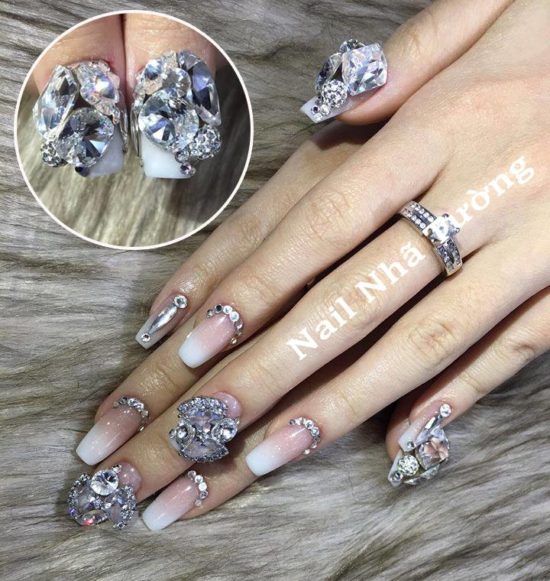 Làm sao để đắp móng bột được bền ?